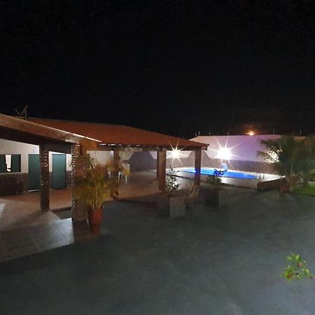 Rancho California - Dentro Da Cidade Perto De Tudo. Espirito Santo do Turvo Exterior photo